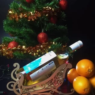 laser cut plywood Christmas sleigh wine h