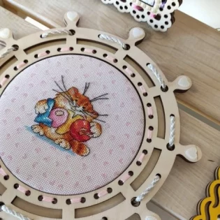 laser cut nautical ship wheel frame wall décor