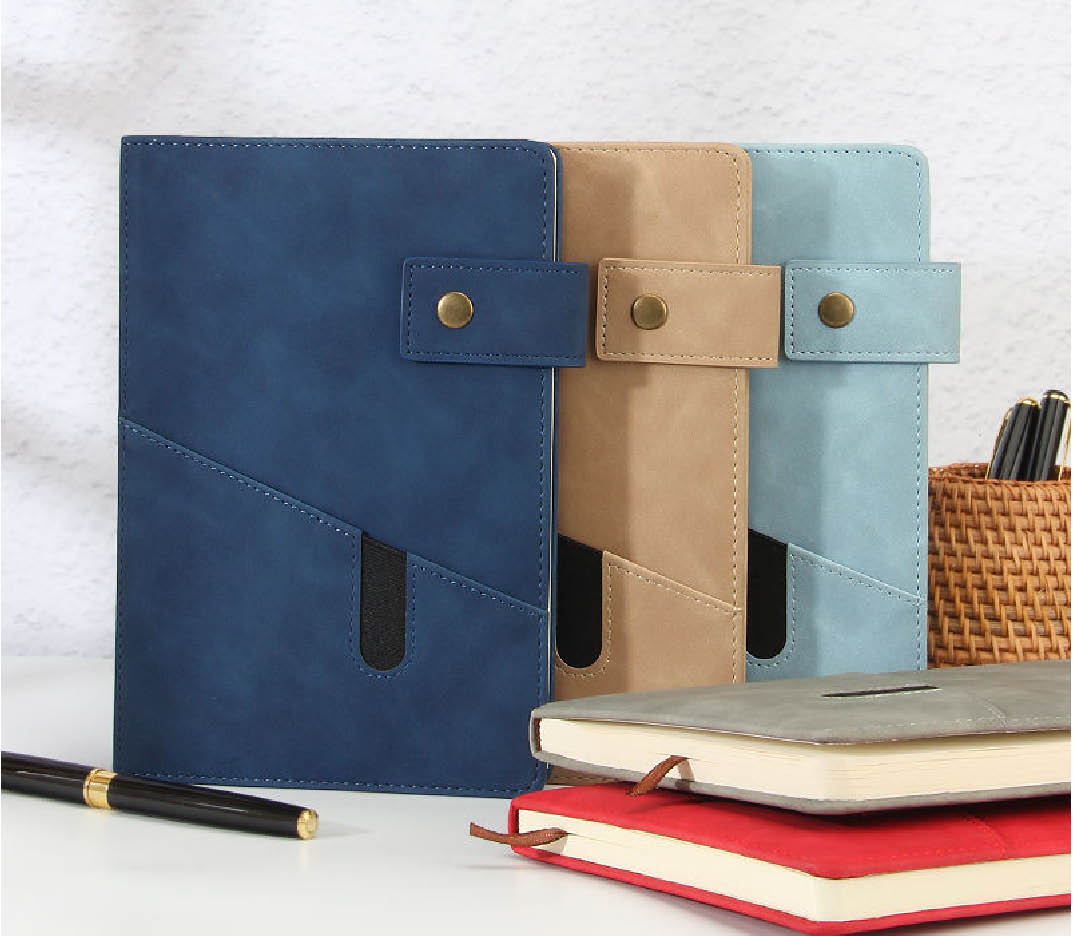personalized diary gift Gurgaon premium notebook set