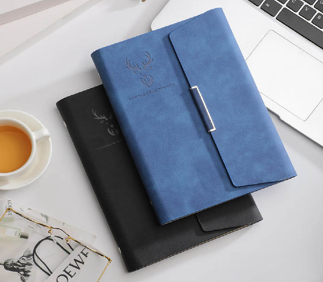 personalized diary gift Gurgaon premium notebook set