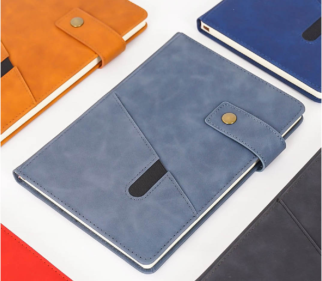 personalized diary gift Gurgaon premium notebook set