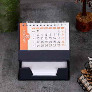 Desk calendar