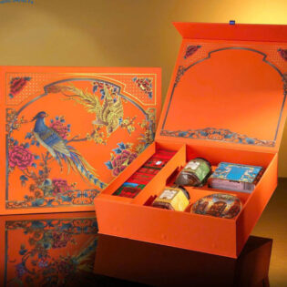 Luxury Gift Box Packaging for Corporate and Festive Gifting